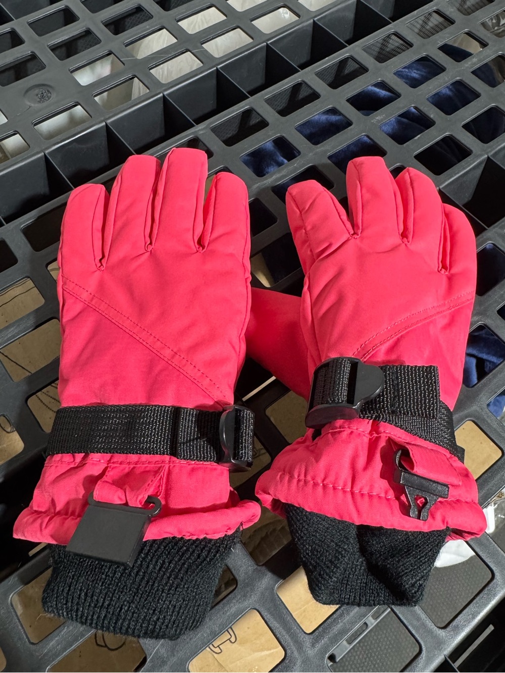 all in motion Pink Kids Snow Gloves with Black Cuffs and Straps